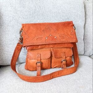 Junior Drake cognac, brown leather large messenger bag